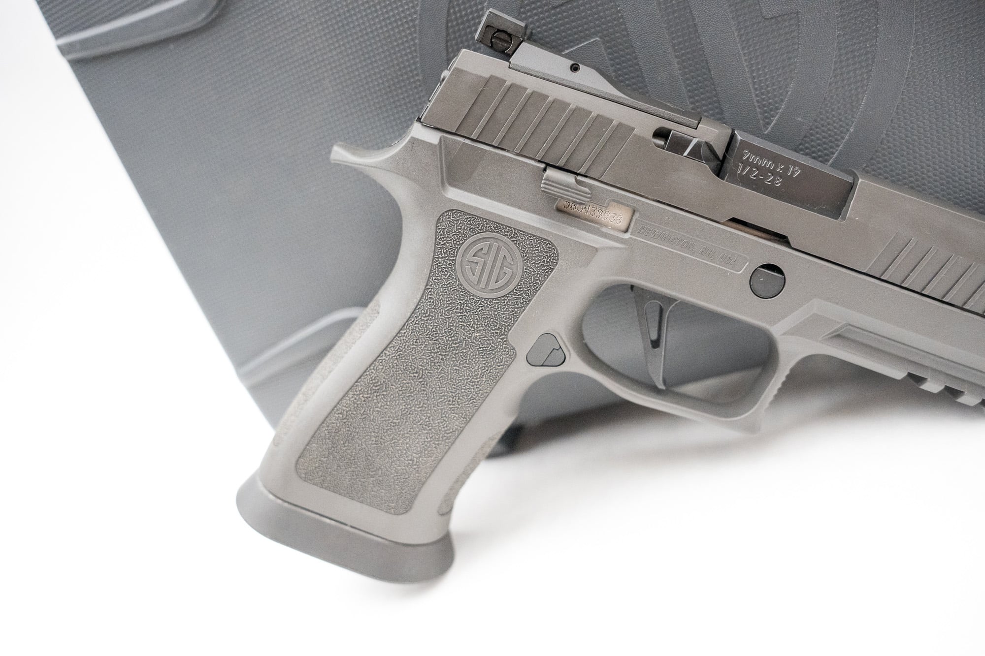 NEW Sig Sauer P320 X-Carry Legion 4.6" 9mm w/ Threaded Barrel-img-4