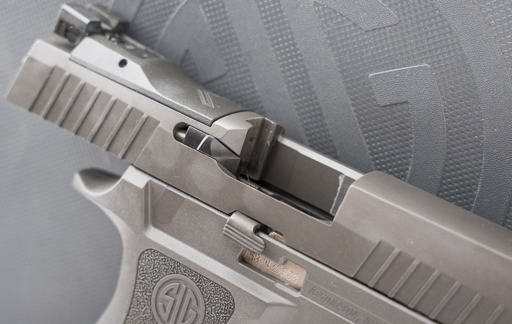 NEW Sig Sauer P320 X-Carry Legion 4.6" 9mm w/ Threaded Barrel-img-6