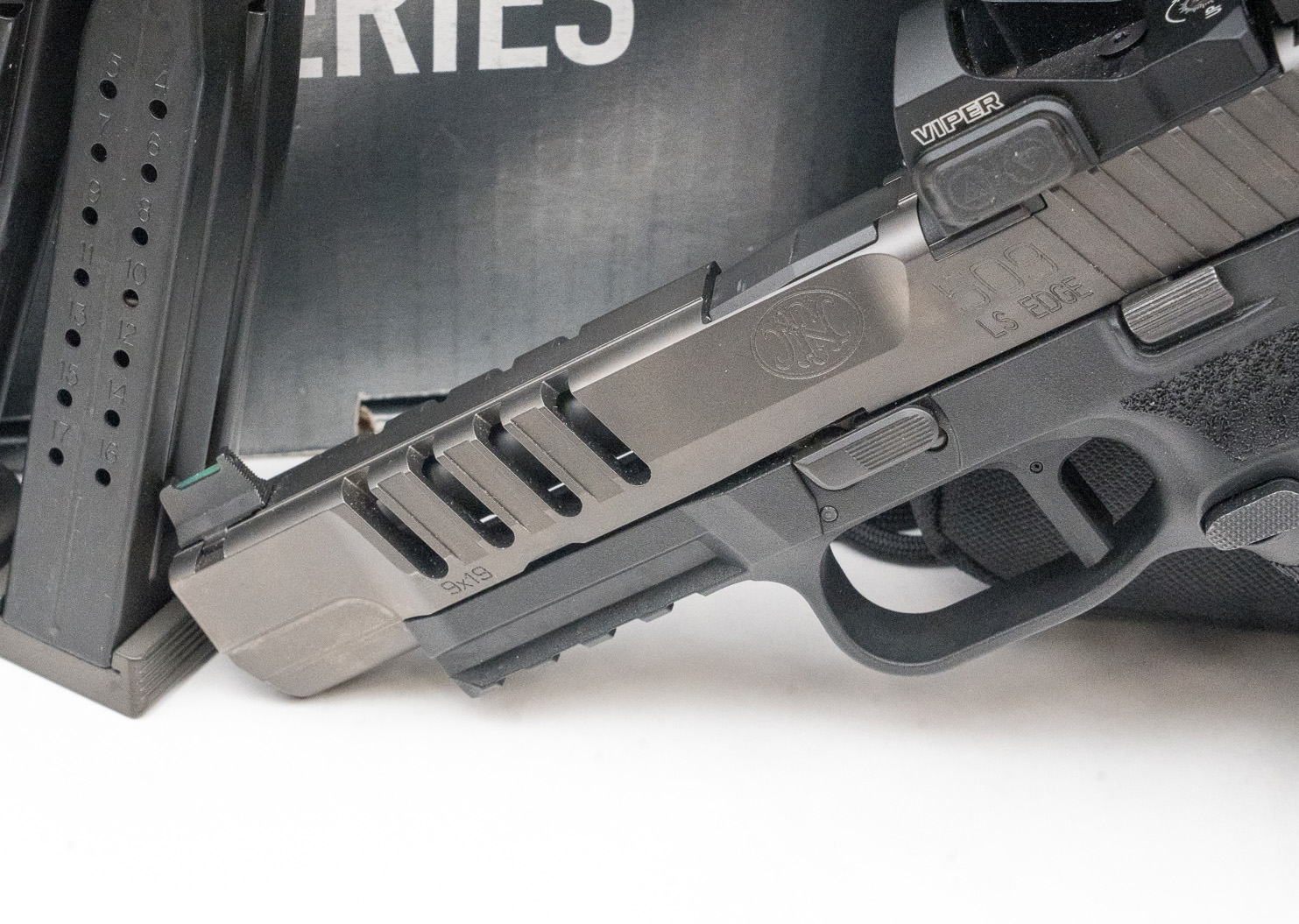 NEW FN 509 LS Edge 5" 9mm w/ Vortex Viper Red Dot + Three 17rd Mags-img-6