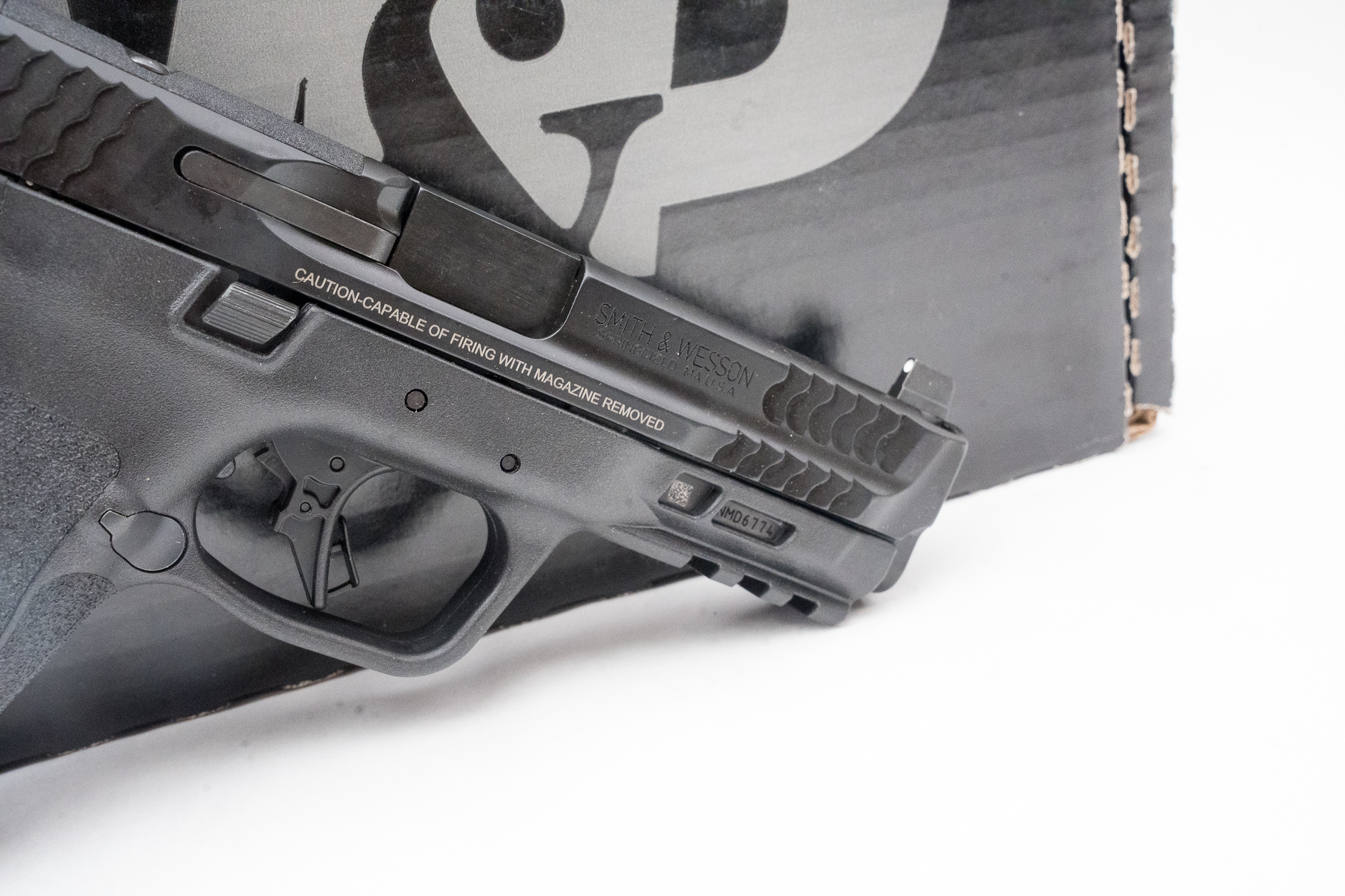 NEW Smith & Wesson M&P9 M2.0 4.25" 9mm (No Thumb Safety)-img-2